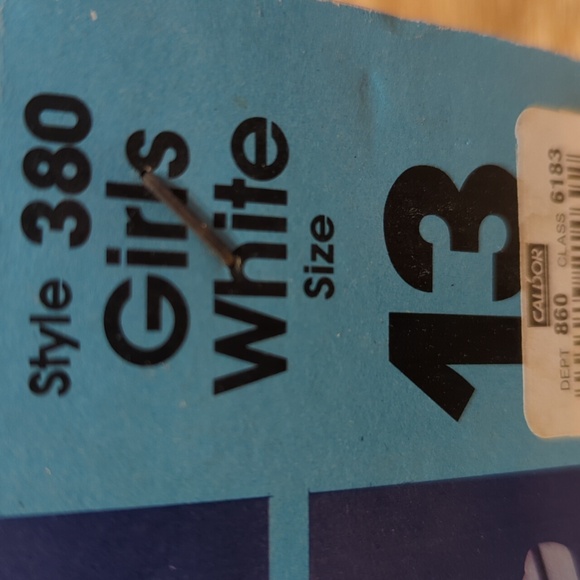 American Little Rocket Beginner Ice skates - Picture 5 of 5